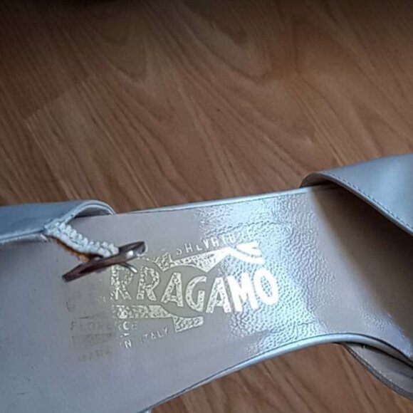 Salvatore Ferragamo Open Toe Strap Heels Sz 10.5 - Picture 11 of 12
